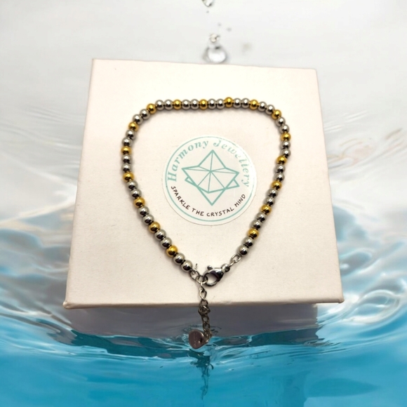 4 mm Silver and Gold Stainless Steel beaded Unisex bracelet with clasp - Picture 3 of 4